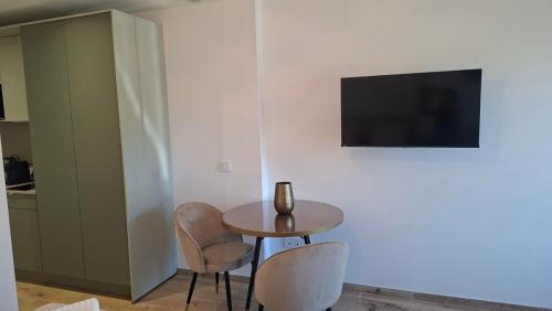 studio-lecrin-salon-1200-600-1